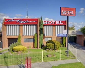 Always Welcome Motel - Morwell - Gebouw