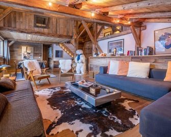 Authenthic Chalet Ski on Les Houches Chamonix - Les Houches - Huiskamer