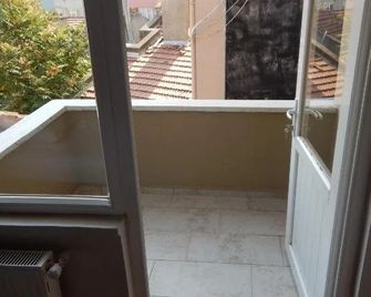 ipek otel - Balıkesir - Balkon