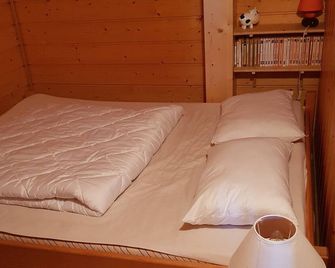 independent chalet near La Fouly - Orsières - Chambre