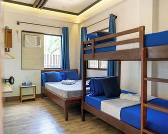 Island Lyfe Adventures - El Nido - Bedroom