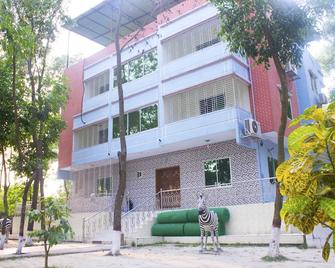 Sabrina Dream Resort - Jaydebpur - Edificio