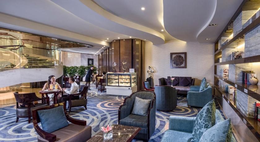Sentosa Hotel Shenzhen Feicui Branch, Enjoy tropical swimming pools and high-class fitness club