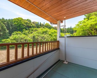 Share Creative&Bed adonoan - Takeo - Balkon