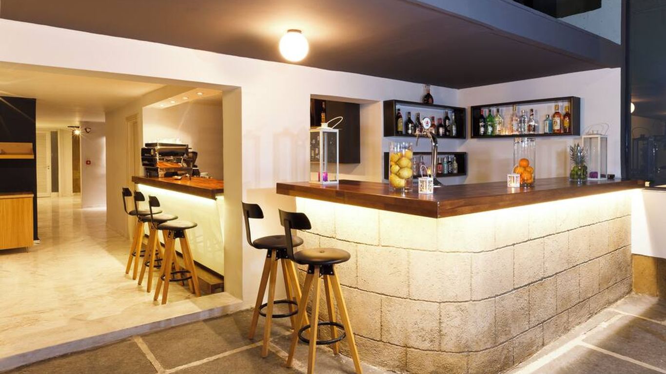 Butterfly Boutique Hotel