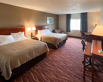 Quality Inn and Suites Grants - I-40 - Grants - Bedroom