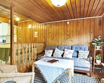5 Person Holiday Home In Hässleholm-By Traum - Hassleholm - Wohnzimmer