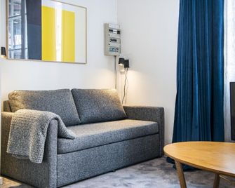 The Brewer D - Into This Place - Copenhagen - Living room