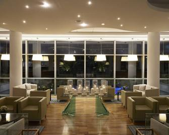 Mediterranean Beach Hotel - Limassol - Lounge