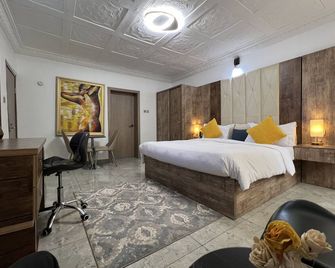 Urban Rootz - Abuja - Slaapkamer