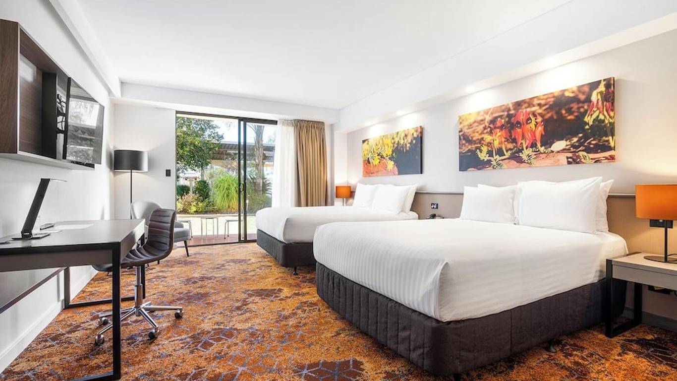 Crowne Plaza Alice Springs Lasseters By IHG