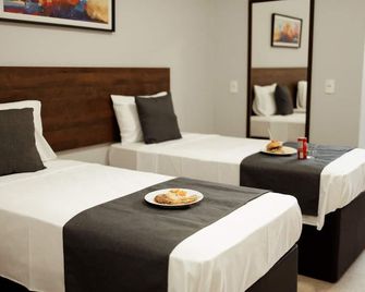 Roma Hotel by H Hotéis - Airport - Brasilia - Bedroom