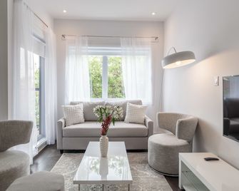 Parc Avenue Residences Mile End - Montreal - Living room