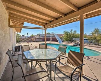 1 Mi to Lake Havasu! Home with Heated Pool - Lake Havasu City - Balcony