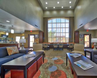 Staybridge Suites Lubbock South By IHG - Lubbock - Σαλόνι