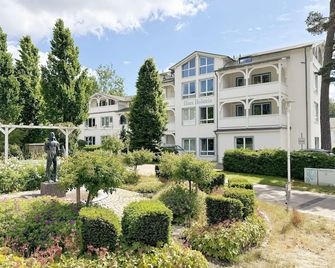 OS: Haus Holstein Whg. 07 mit Balkon - Haus Holstein Whg. 07 mit Balkon - Sellin - Edificio