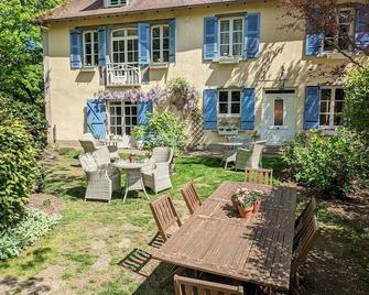 Sous le Chateau - Jumilhac-le-Grand - Patio