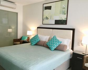 Serenity at the Beach - Palm Cove - Habitación