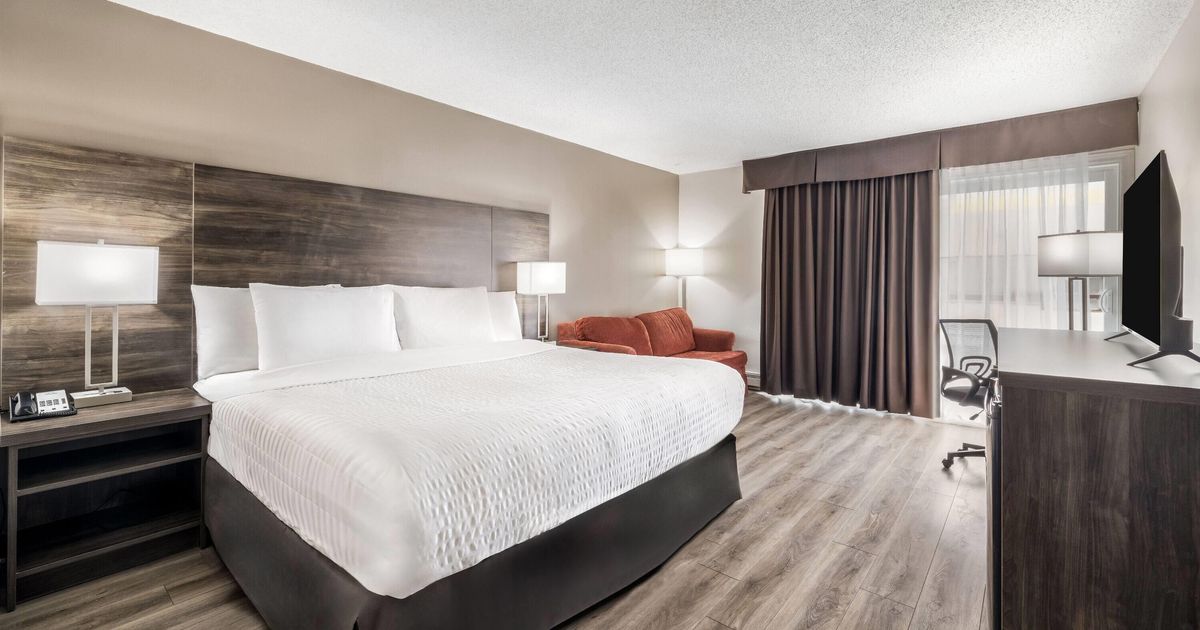 Days Inn by Wyndham London, London | HotelsCombined