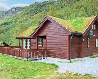 4 Bedroom Nice Home In Sogndal - Sogndal - Building