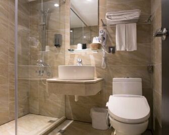 Noble Hotel - Taipei City - Bathroom