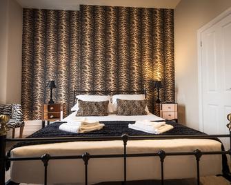 The Royal Station Hotel - Carnforth - Bedroom