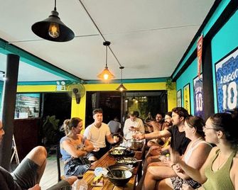 The 10 Club Hostel - Ko Pha Ngan