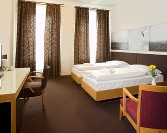 Hotel Purkmistr - Kromeriz - Camera da letto