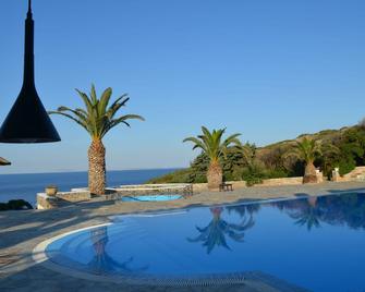 Faros Resort Hotel - Azolimnos - Pool