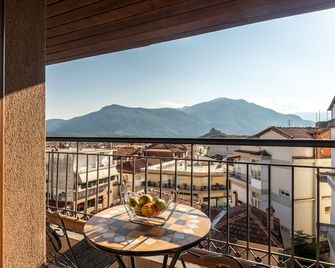 Toti Boutique Rooms - Kalabaka - מרפסת