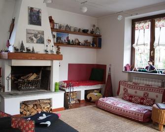 Trilly Bed & Breakfast - Oulx - Huiskamer