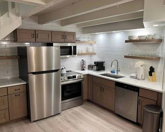Ski Condo at the Base - Walk to Gondola & Dining! - Steamboat Springs - Kitchen