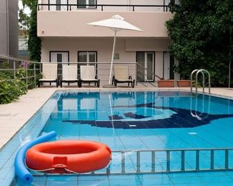 Zorbas Lifestyle Hotel - Apokoronas - Pool