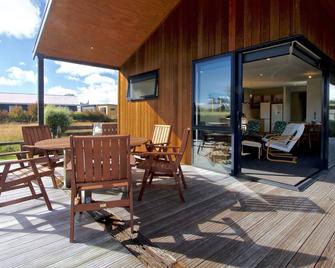 Mountain Revival - Ohakune Holiday Home - Ohakune - Binnenhof