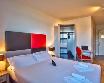 Adonis Hotel Bayonne - Lahonce - Quarto