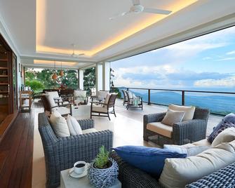 Wine Down Mansion, Greenwich, Blue Mountains - Irish Town - Habitación
