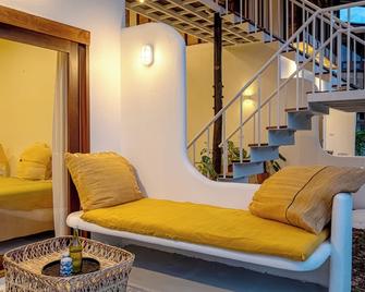 Bamboo Nest At Sanggadee Space - Chiang Mai - Living room