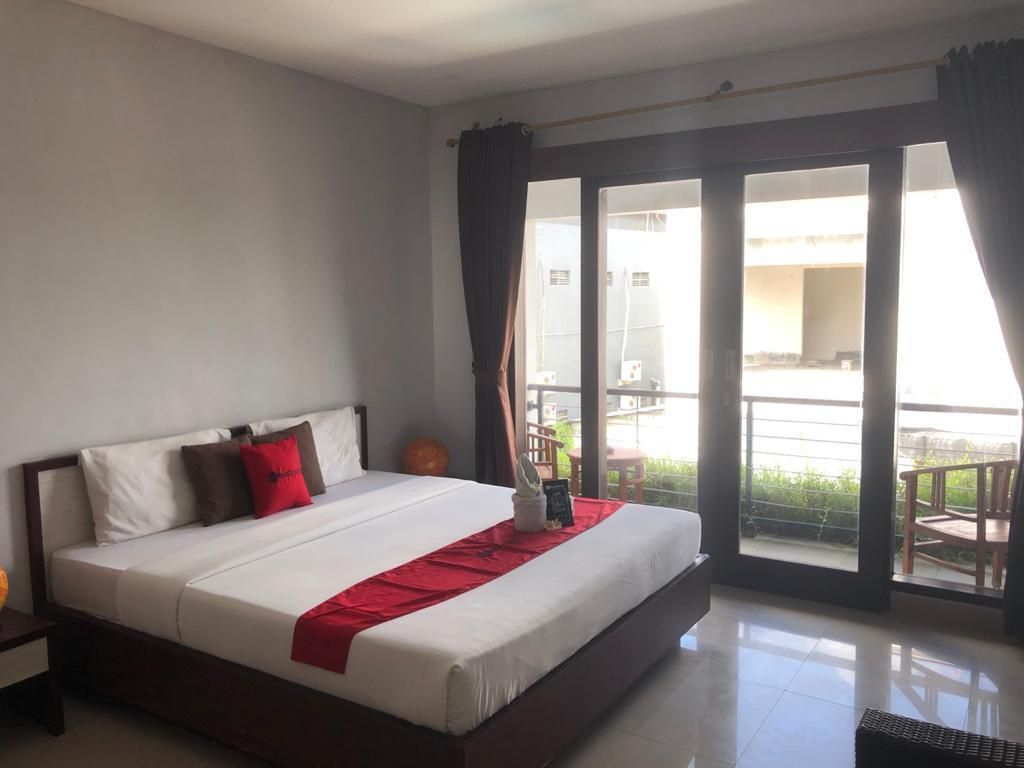 RedDoorz near Jimbaran Beach 2 - קוטה