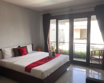 RedDoorz near Jimbaran Beach 2 - Kuta