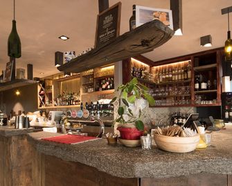 Crimea Wine Hotel - Chiavenna - Bar