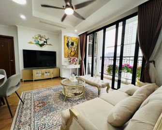 Vinhomes Royal City - Sunhometel - Hanoi - Living room