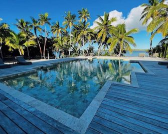 Fiji Island Retreat - Oceanfront Pool - Sleeps 12 - Yasawa Island - Pool