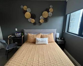 Luxury apartment in San José A/C Free Parking - San José - Bedroom