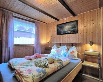 Mohnkopf: Apartment with terrace - FeWo Mohnkopf - Wanderup - Schlafzimmer