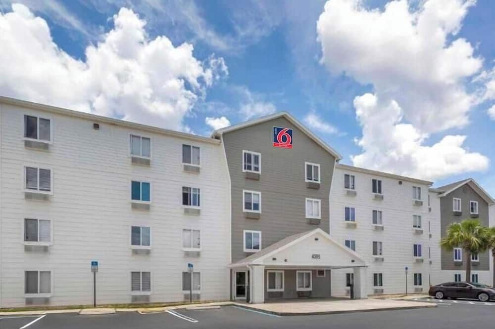 Ada Full Bed,tub,nsmk|kitchen|studio 6 Fort Myers - Fort Myers - Bygning
