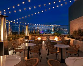AC Hotel by Marriott Beverly Hills - Los Angeles - Salon