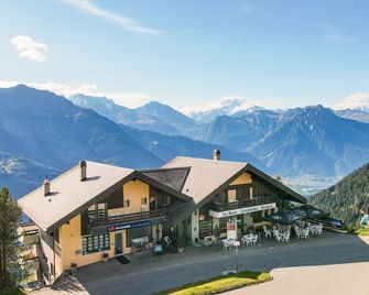 Apartment Zurschmitten 15 1- UG Süd by Interhome - Riederalp - Building