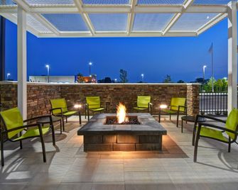 SpringHill Suites by Marriott Holland - Holland - Balkon