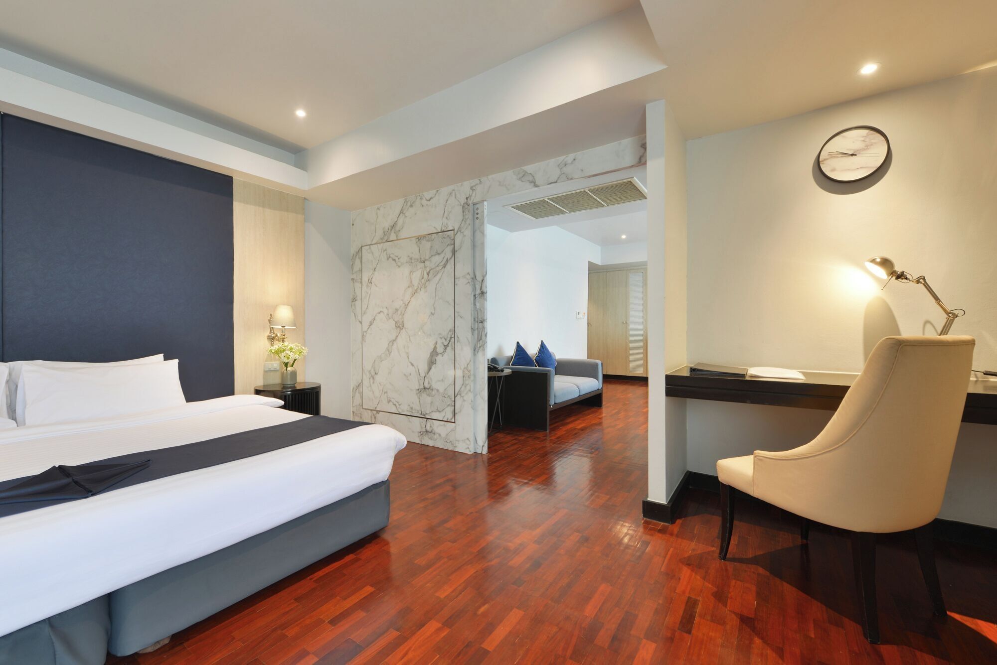 Abloom Exclusive Serviced Apartments - Bangkok