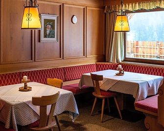 Garni Juri - La Villa - Restaurant